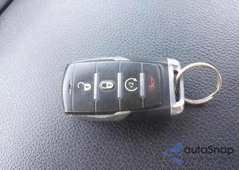 2019 Ram 1500 Big Horn/Lone Star 4X2 5'7 Box from USA, damaged, VIN 1C6RREFT0KN514083